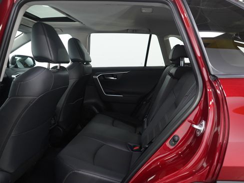 Used 2025 Toyota RAV4 Limited image 18