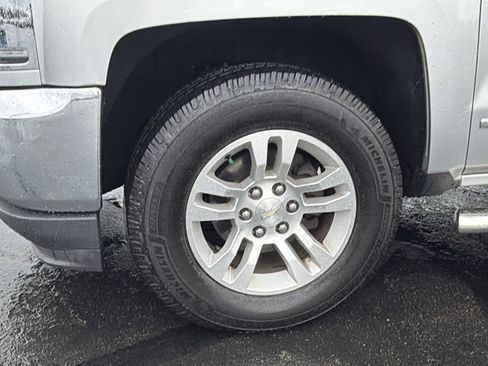 Used 2018 Chevrolet Silverado 1500 LTZ image 9