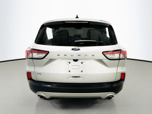 Used 2020 Ford Escape SE image 7