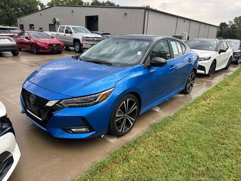 Used 2023 Nissan Sentra SR w/ SR Premium Package FWD image 1