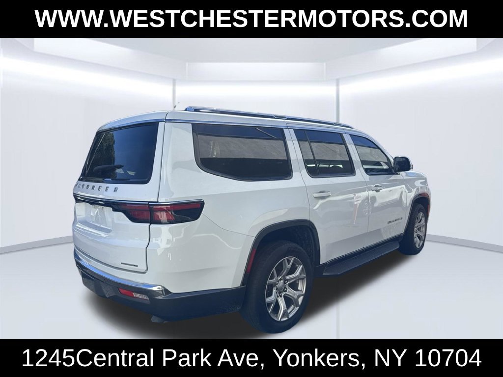 Used 2022 Jeep Wagoneer Series II AWD/4WD image 4