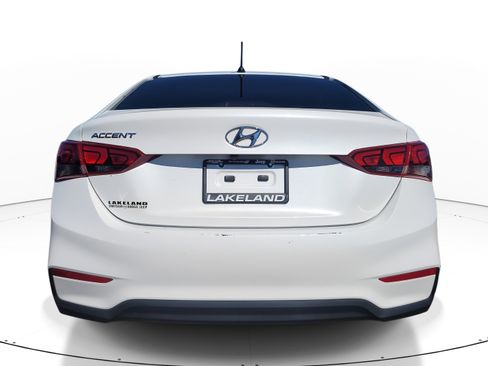 Used 2021 Hyundai Accent SE image 5