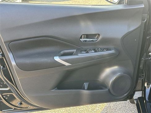 Used 2021 Nissan Kicks SV image 20