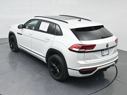 Used 2023 Volkswagen Atlas Cross Sport SEL R-Line AWD/4WD image 48