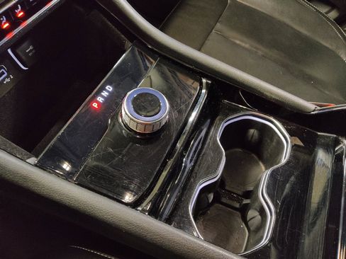 Used 2022 Jeep Grand Cherokee L Limited image 26