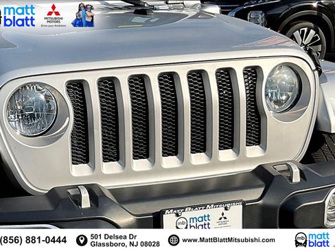 Used 2024 Jeep Wrangler Unlimited Sahara image 31