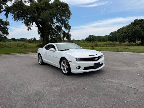 Used 2013 Chevrolet Camaro SS RWD image 7