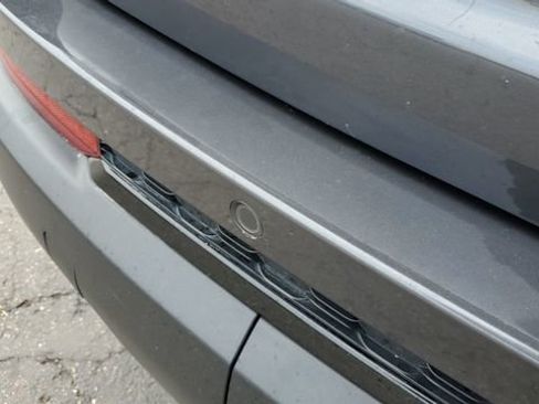 Certified 2023 Jeep Grand Cherokee L Laredo image 30