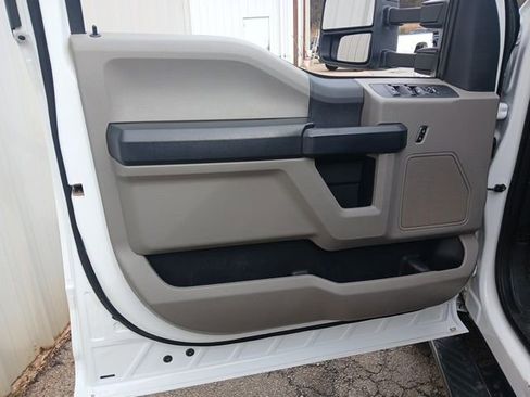 Used 2022 Ford F350 XL w/ Power Equipment Group image 41