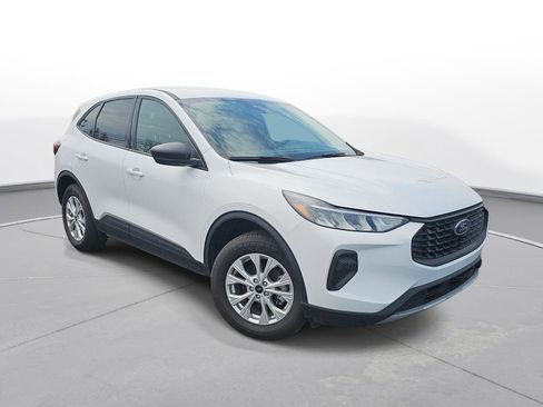 Used 2025 Ford Escape Active AWD/4WD image 3