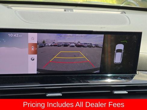 Used 2025 Genesis GV80 2.5T AWD/4WD image 19