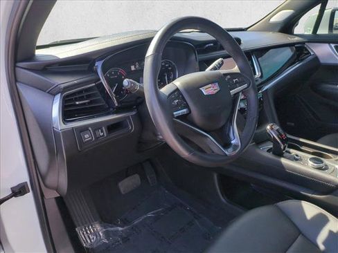 Used 2024 Cadillac XT6 Premium Luxury w/ LPO, Floor Liner Package image 10