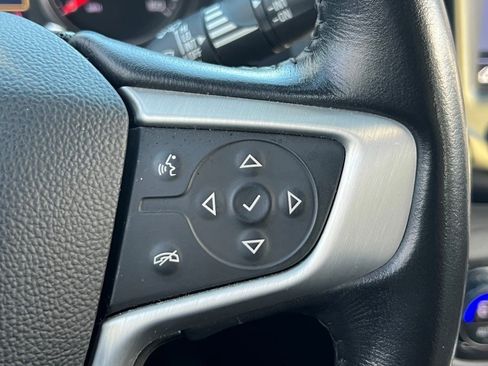 Used 2020 GMC Terrain SLT image 19