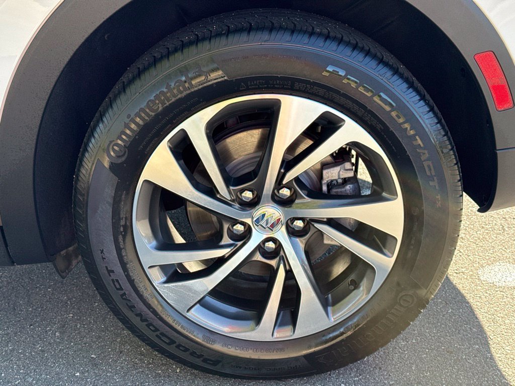 Used 2023 Buick Envision Essence AWD/4WD image 13