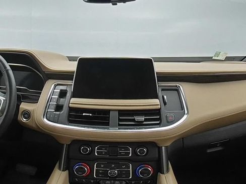 Used 2023 Chevrolet Tahoe Premier AWD/4WD image 24