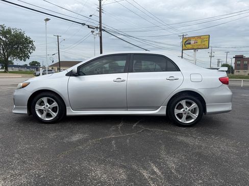 Used 2012 Toyota Corolla S FWD image 8