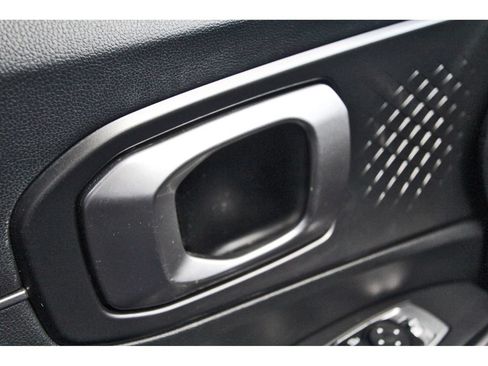 Used 2021 Kia Sorento LX FWD image 22