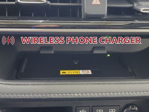 Certified 2023 Toyota Highlander XLE image 23