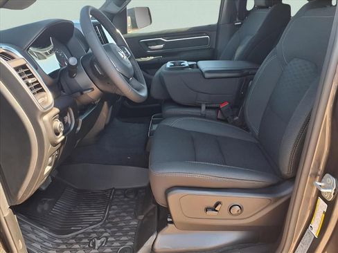 New 2026 RAM 1500 Big Horn AWD/4WD image 6