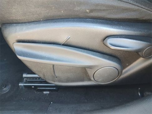 Certified 2018 Jeep Renegade Latitude image 30