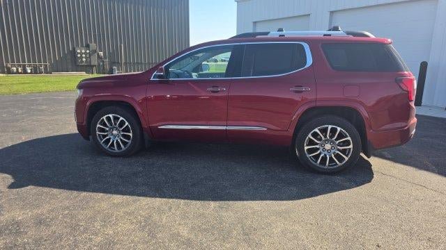 Used 2023 GMC Acadia Denali AWD/4WD image 9