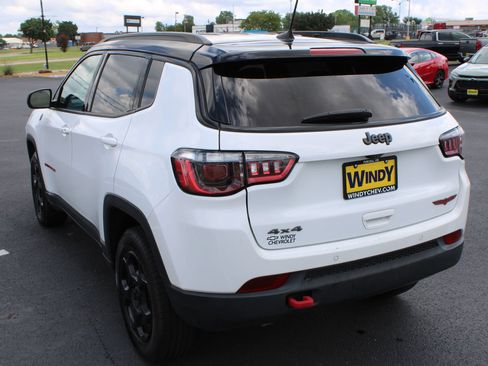 Used 2024 Jeep Compass Trailhawk AWD/4WD image 6