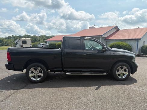 Used 2018 RAM 1500 Big Horn AWD/4WD image 11