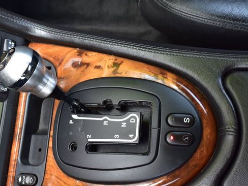 Used 2002 Jaguar XK8 Convertible RWD image 28