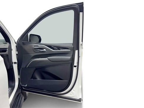 Used 2022 Cadillac Escalade Sport image 9