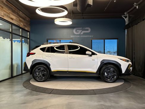 Used 2024 Subaru Crosstrek 2.5i Sport AWD/4WD image 2