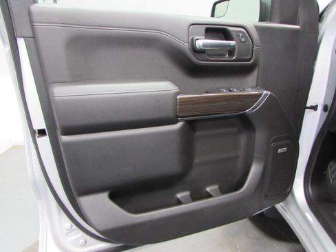 Used 2019 Chevrolet Silverado 1500 RST w/ All-Star Edition AWD/4WD image 12