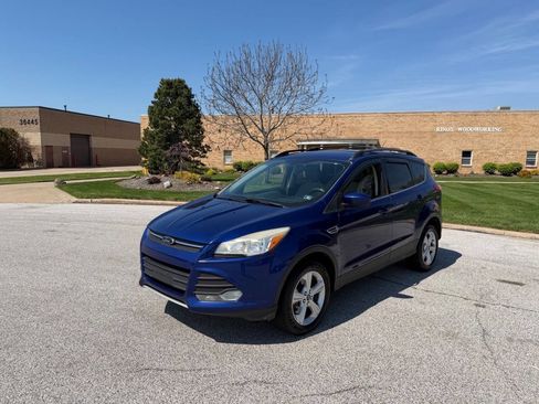 Used 2013 Ford Escape SE AWD/4WD image 1