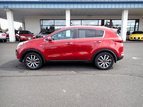 Used 2017 Kia Sportage EX AWD/4WD image 2