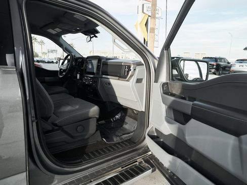 Used 2025 Ford F150 XLT w/ Equipment Group 301A Standard image 15