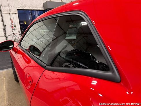 Used 2015 Dodge Challenger SRT Hellcat RWD image 26
