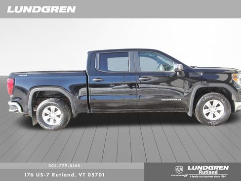 Used 2020 GMC Sierra 1500 4x4 Crew Cab w/ Convenience Package image 2