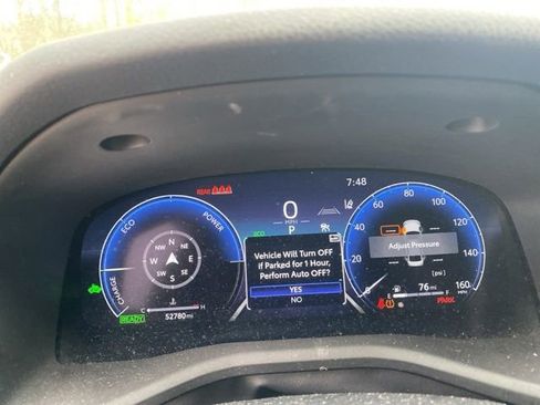 Used 2025 Toyota Camry XSE image 13