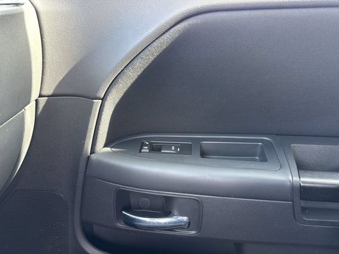 Used 2014 Dodge Challenger SXT RWD image 24