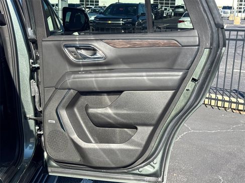 Used 2023 Chevrolet Tahoe LT w/ LT Signature Plus Package image 17