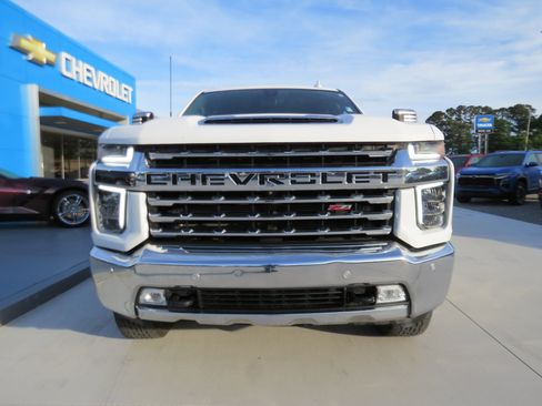 Certified 2022 Chevrolet Silverado 2500 LTZ w/ LTZ Premium Package AWD/4WD image 7