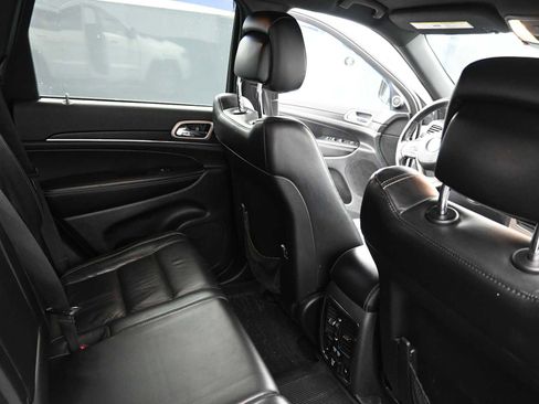 Used 2014 Jeep Grand Cherokee Limited image 24