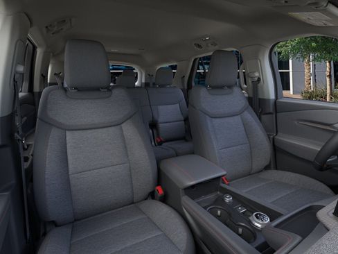Used 2026 Ford Explorer Active RWD image 10