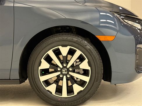 New 2026 Honda Odyssey EX-L image 7