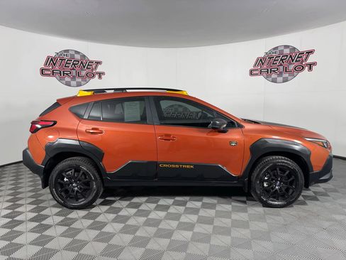 Used 2025 Subaru Crosstrek 2.5i Wilderness w/ Crosstrek Mirror Package image 8