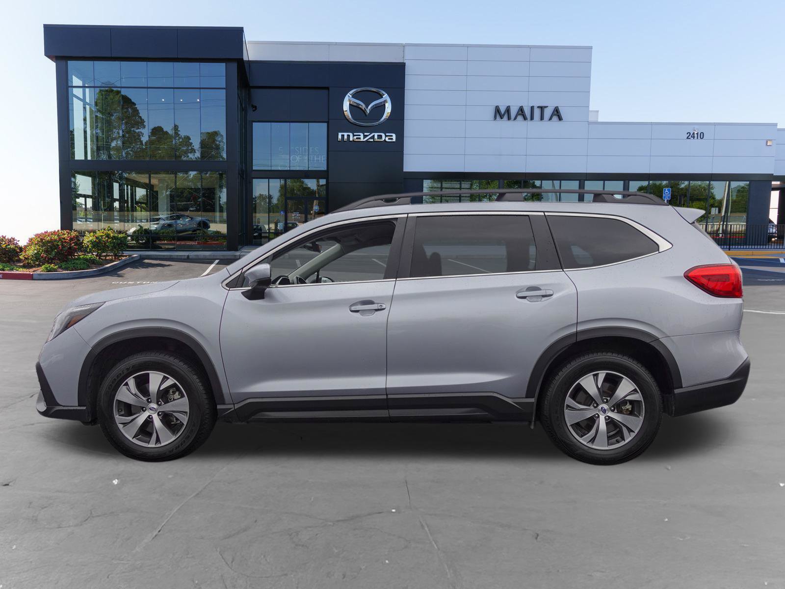 Used 2025 Subaru Ascent Premium AWD/4WD image 6