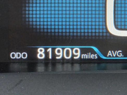 Used 2018 Toyota Prius Two 4dr Hatchback image 14