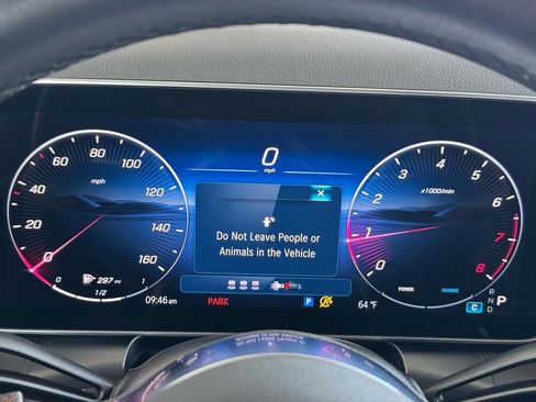 Certified 2025 Mercedes-Benz GLC 300 image 26