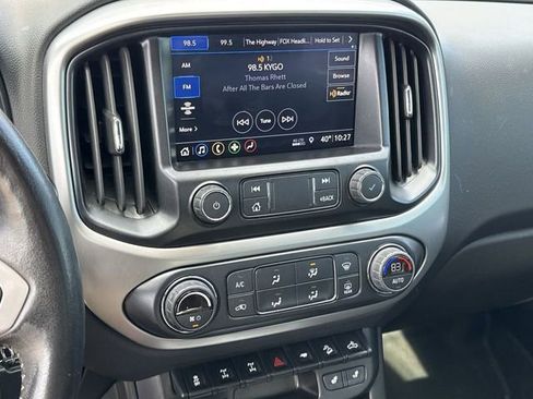 Used 2022 Chevrolet Colorado ZR2 w/ ZR2 Midnight Special Edition image 13