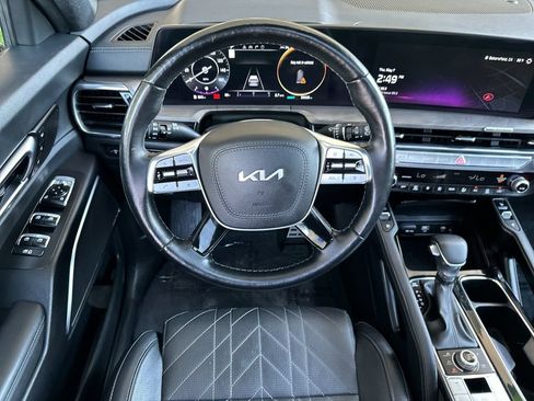 Used 2024 Kia Telluride AWD image 13