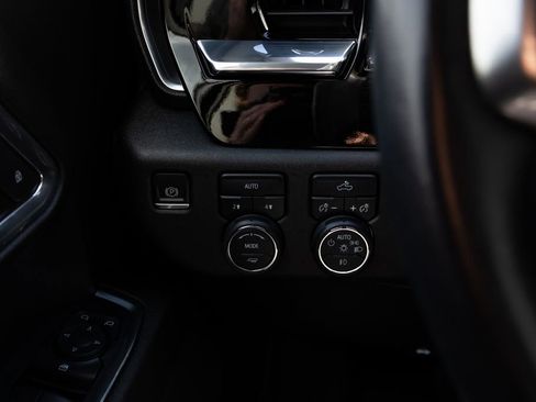 Used 2023 Chevrolet Silverado 1500 RST w/ LPO, Dark Essentials Package AWD/4WD image 13